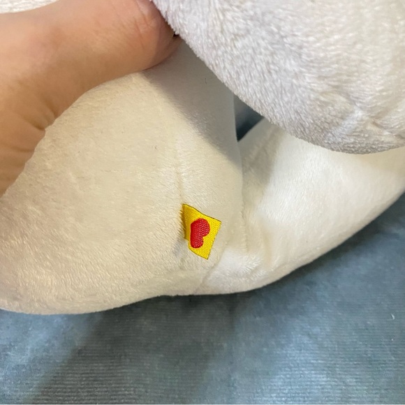 Hello Kitty Sanrio Build a Bear Workshop White 18” Large Plush Toy (No Bow) 2013 - Picture 5 of 8